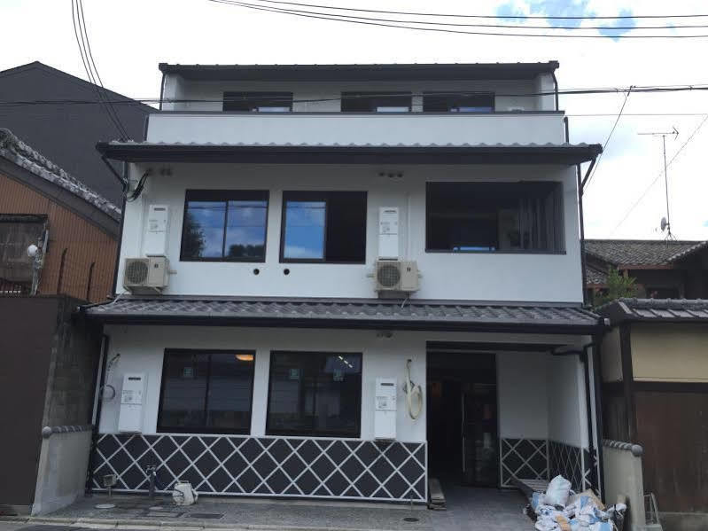 Bochibochi Karasuma Apartment Kyoto