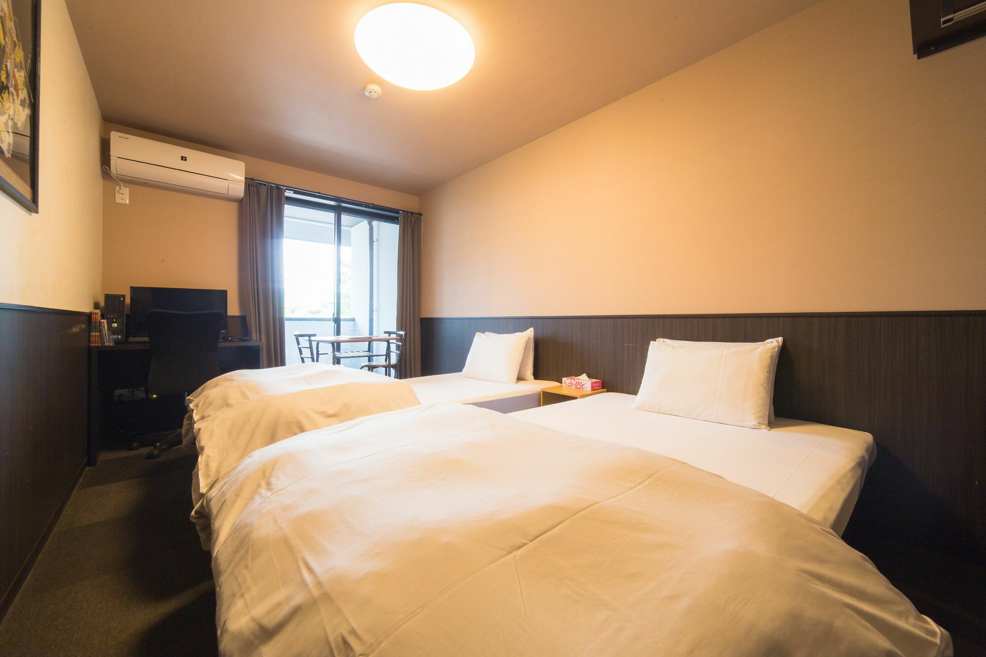 Bochibochi Karasuma Apartment